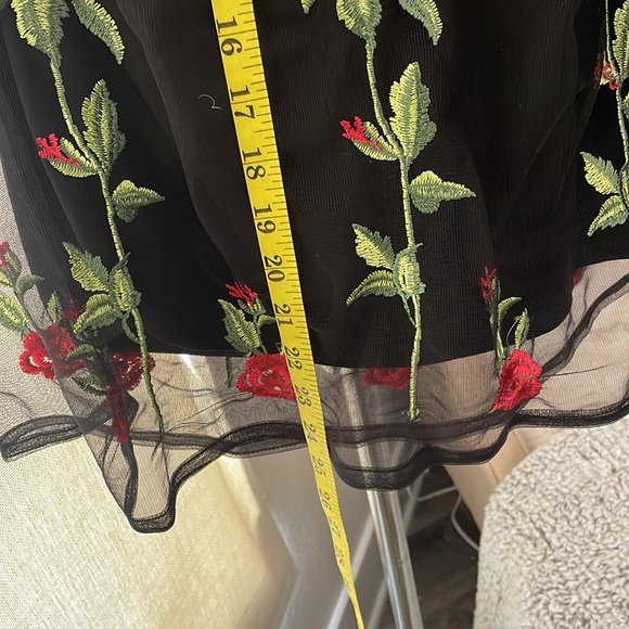 Over Kleshas Beautiful Floral Tulle Overlay Skirt - Picture 14 of 15